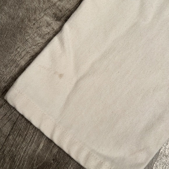 Classic Levi’s Jeans - Picture 4 of 5